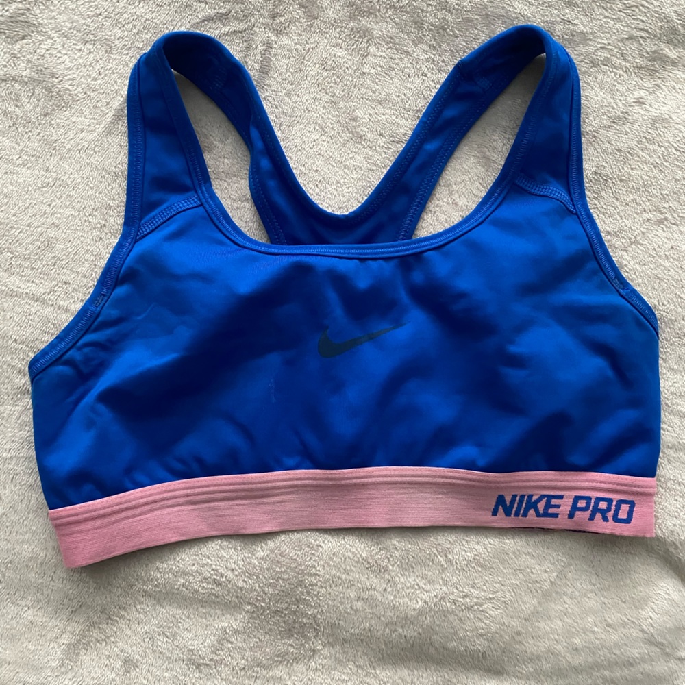 Nike sports bra